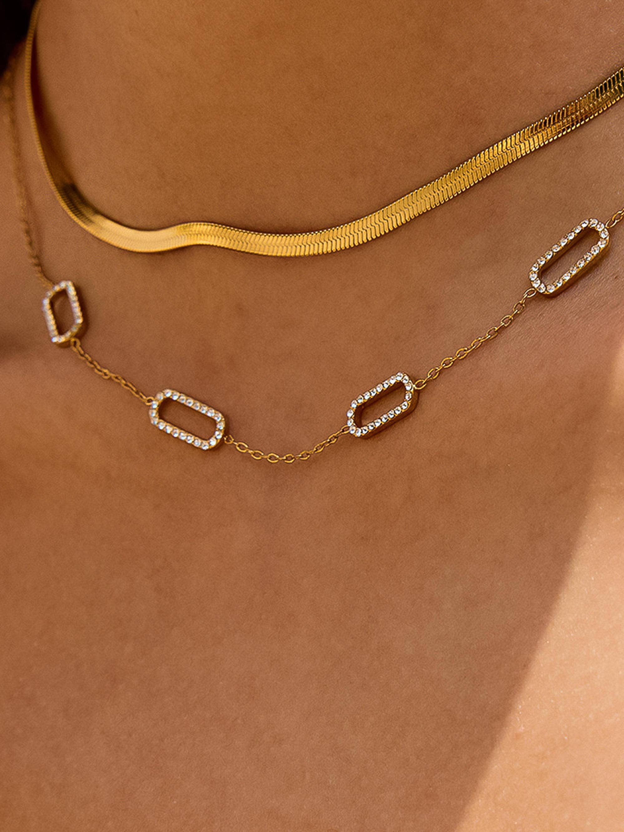 Burnisse 18K Gold Non-Tarnish Dainty Chain Necklace: Yellow Gold