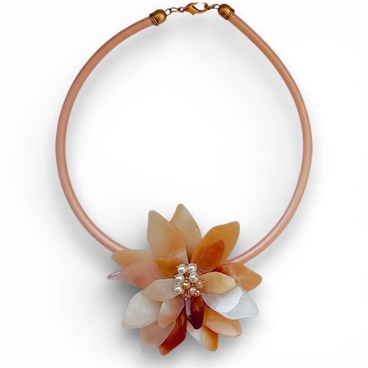 MÍSTIKA BALI LOTUS NECKLACE