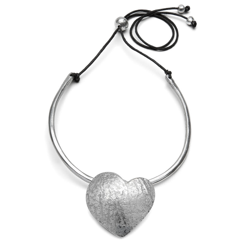 VESTOPAZZO HEART PENDANT CORD CHOKER