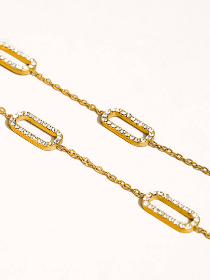 MÍSTIKA DAINTY GEO NECKLACE