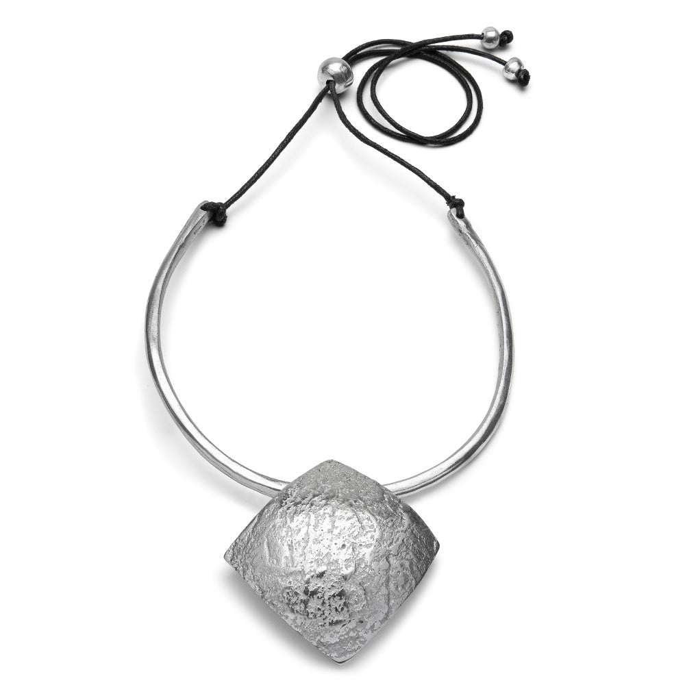 VESTOPAZZO DIAMOND COLLAR NECKLACE