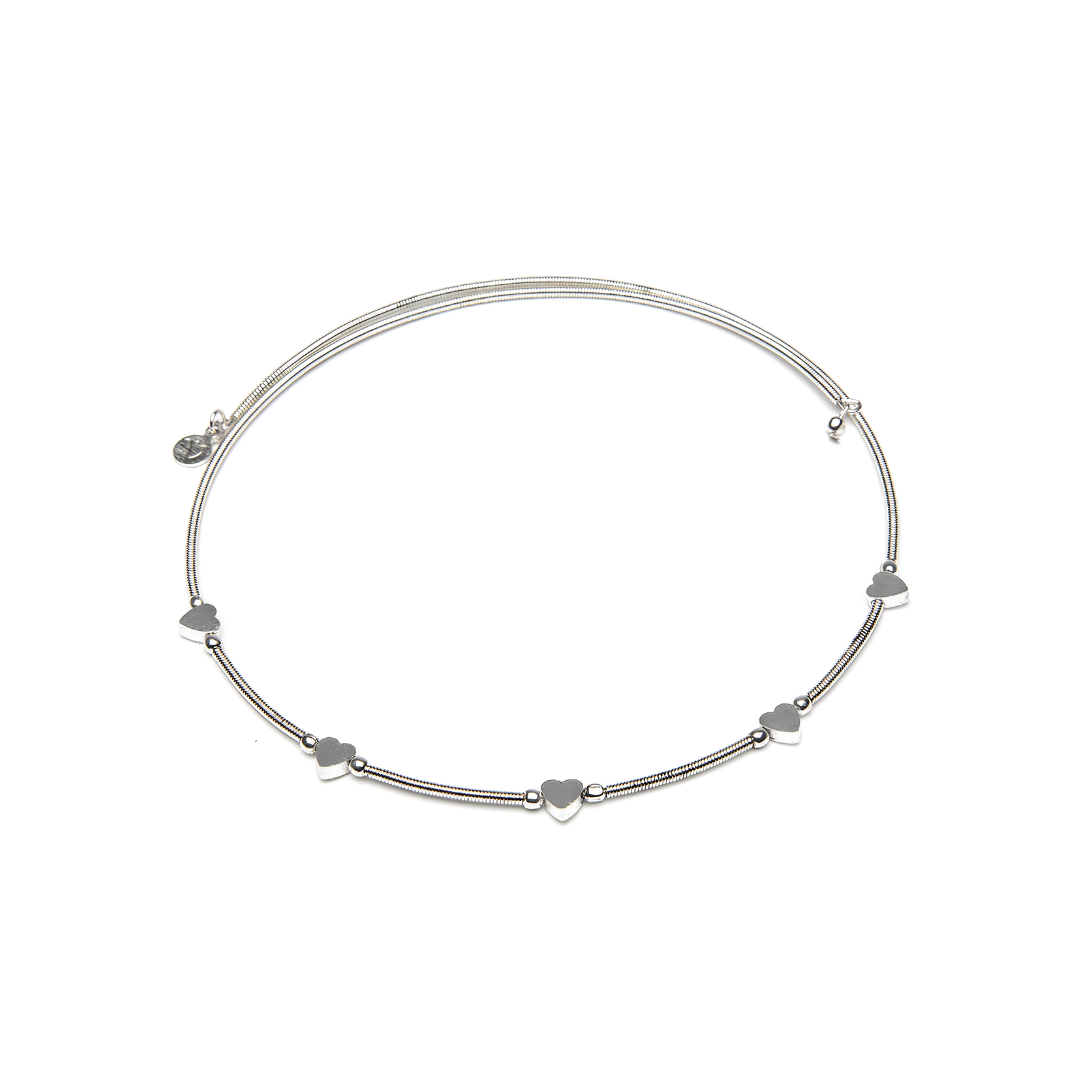 Vestopazzo Hearts Choker Necklace – Delicate silver snake chain choker with evenly spaced flat heart charms on white background | Místika Style