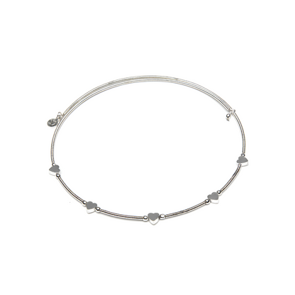 Vestopazzo Hearts Choker Necklace – Delicate silver snake chain choker with evenly spaced flat heart charms on white background | Místika Style