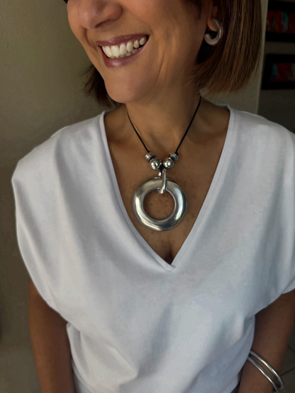 VESTOPAZZO CIRCLE PENDANT NECKLACE
