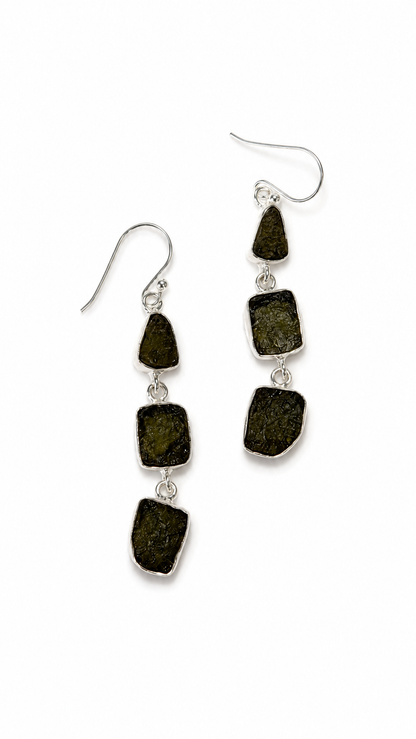 MÍSTIKA 925 MOLDAVITE DANGLE DROP EARRING