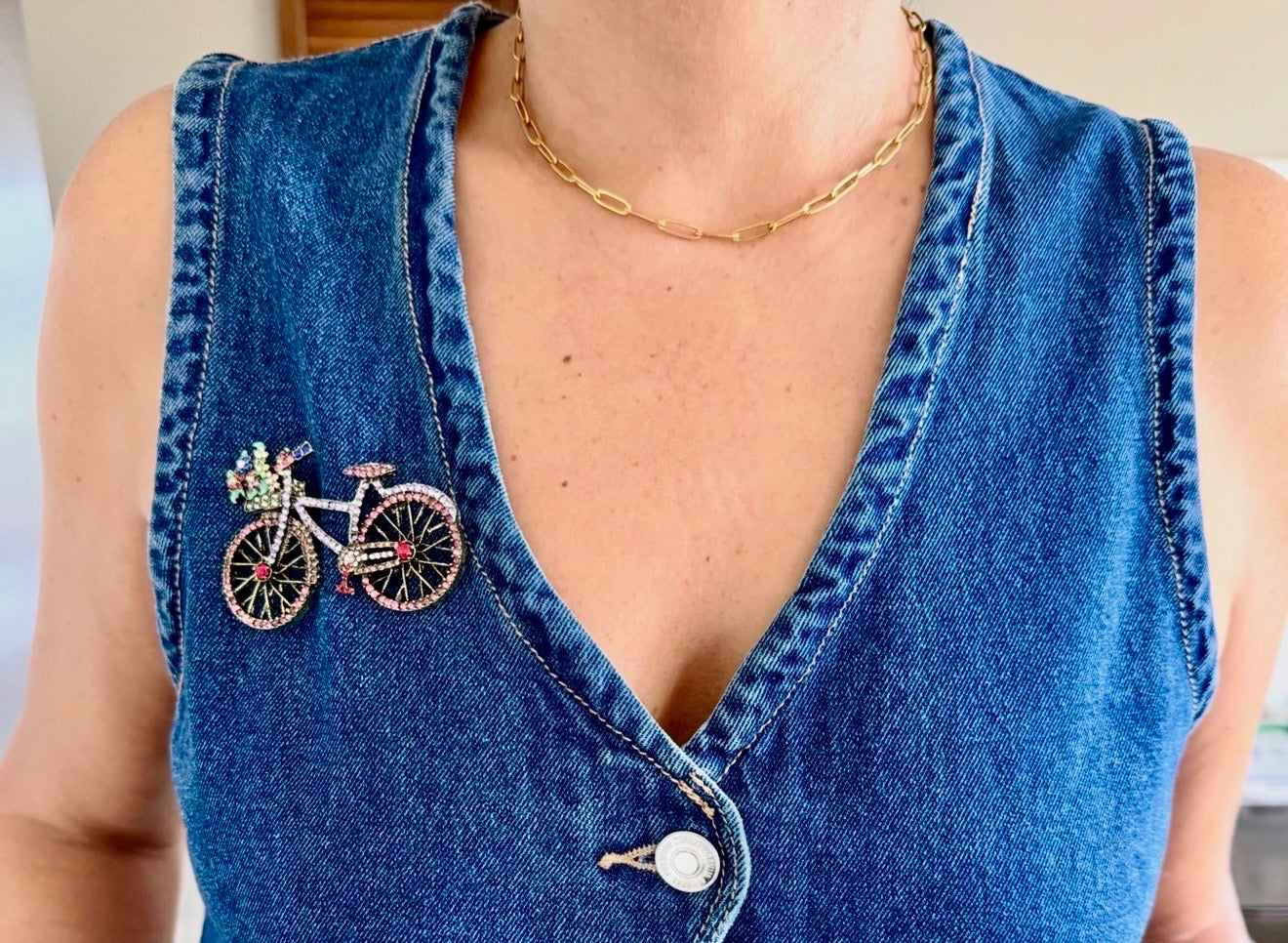 MÍSTIKA PINK CRYSTAL BICYCLE BROOCH