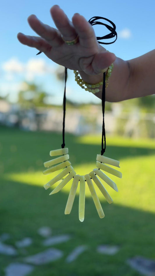 MÍSTIKA SUN RAY CORD NECKLACE