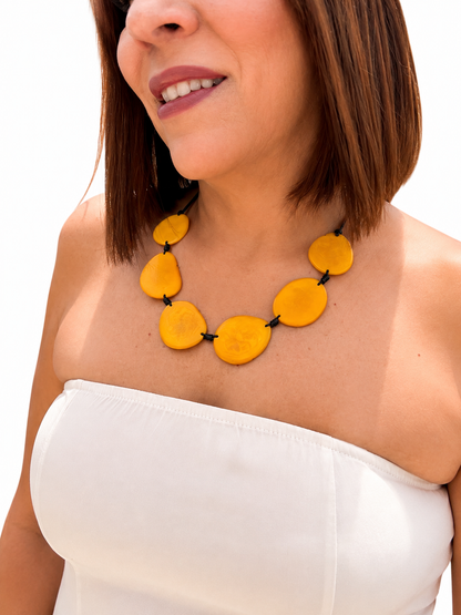 TAGUA - SUNLIT PETALS NECKLACE - YELLOW