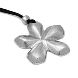 VESTOPAZZO FLOWER PENDANT NECKLACE