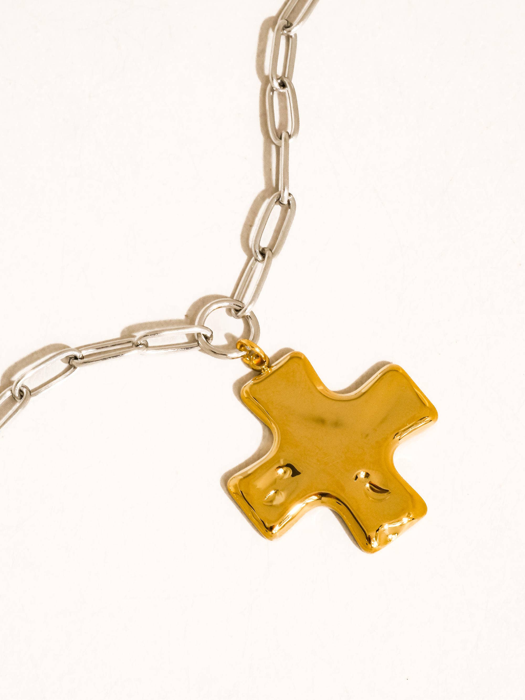 MÍSTIKA 18K TWO-TONE CROSS NECKLACE | GOLD & SILVER