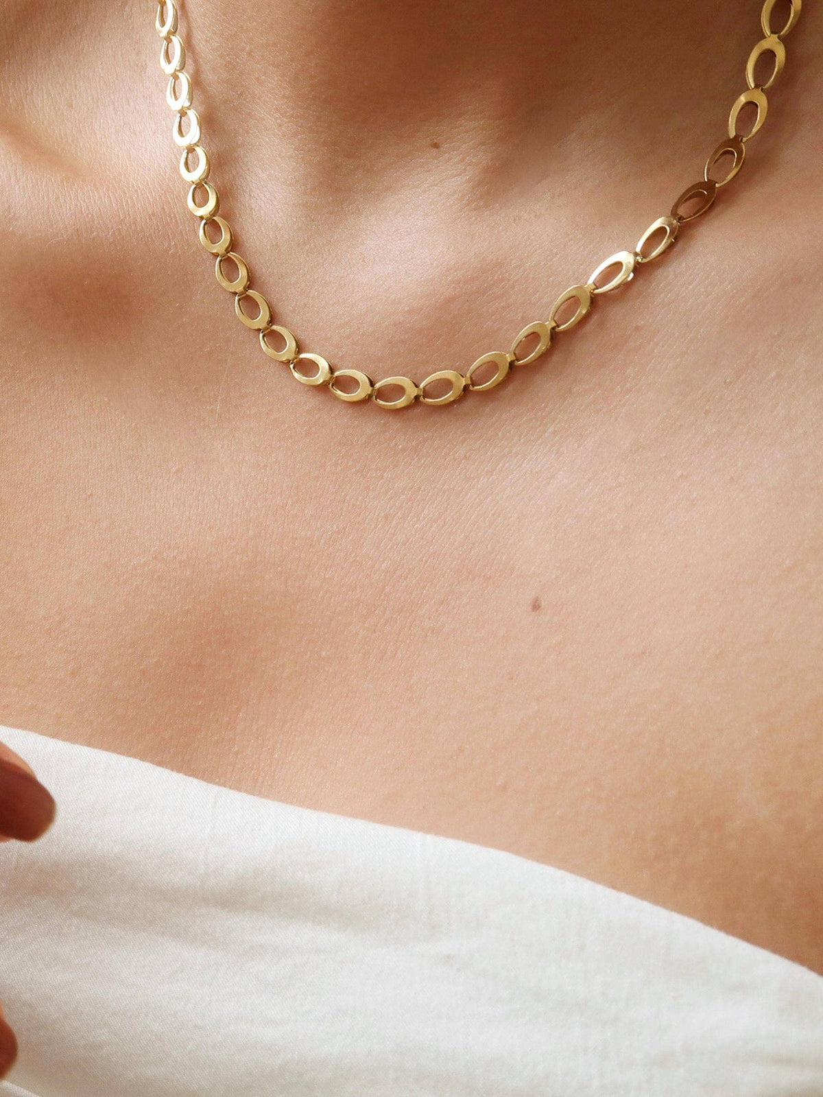 MÍSTIKA OVAL LINK NECKLACE
