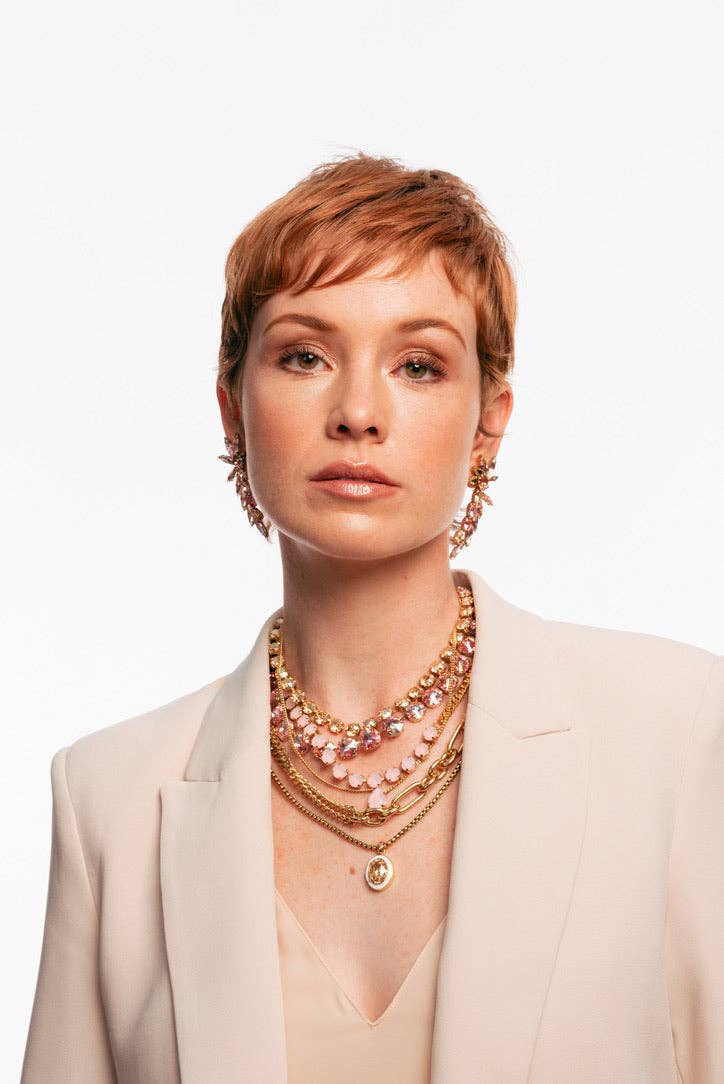 TOVA DAKOTA PENDANT NECKLACE: PEACH