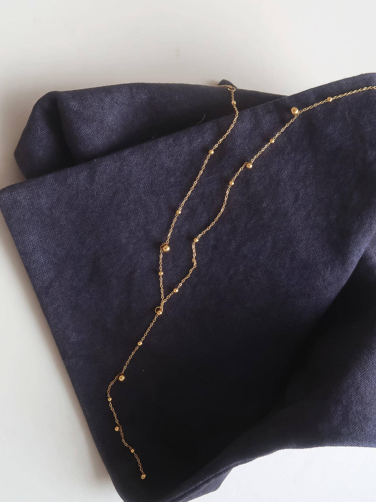 MÍSTIKA DRESSY BEADED LARIAT